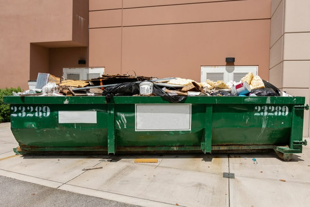 Commercial dumpster rental in Mobile, AL