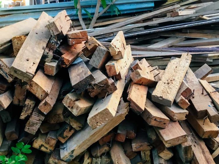 Wood construction waste from construction dumpsters in Mobile, AL